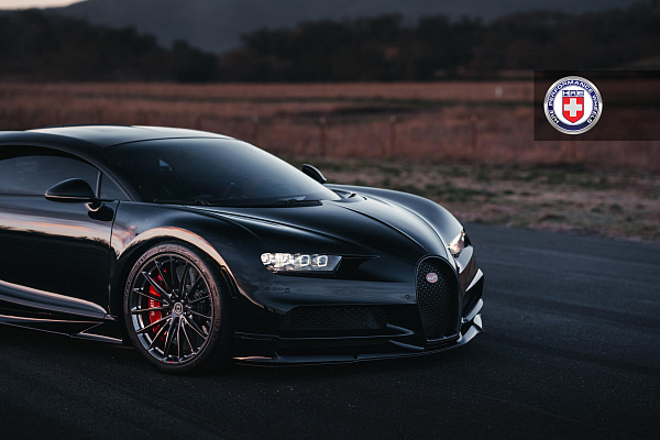 Фото дисков HRE P103 Глянцевый темный лак на Bugatti Chiron