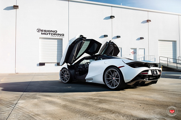 Фото дисков Vossen M-X2 Матовый графит на McLaren 720S