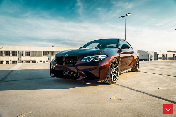 Фото дисков Vossen VFS-10 Глянцевый графит на BMW 2/M2 (F22/F87)