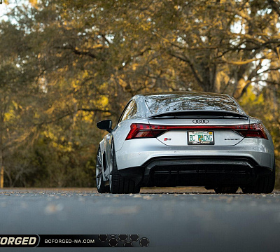 Фото дисков BC Forged RZ10 на Audi E-tron GT
