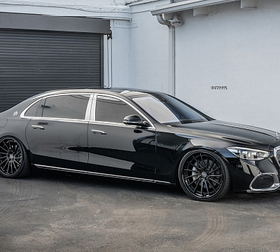 Фото дисков Strasse Wheels SV15T Deep Concave FS на Mercedes-Benz S-Class (W223)