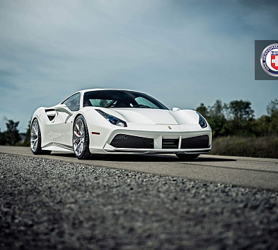 Фото дисков HRE P101 на Ferrari 488