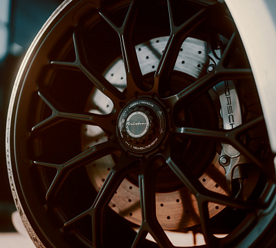 Фото дисков Brixton Forged CM6-RS на Porsche 911 VIII