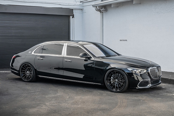 Фото дисков Strasse Wheels SV15T Deep Concave FS Другой цвет на Mercedes-Benz S-Class (W223)