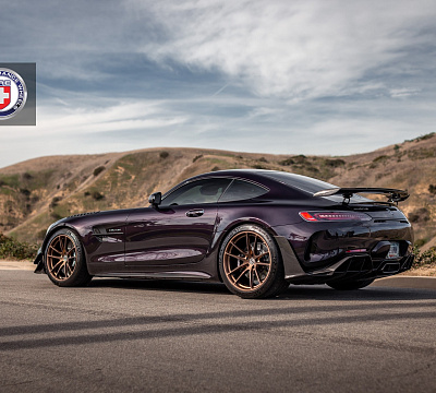 Фото дисков HRE P104 на Mercedes-Benz AMG GT I