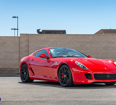 Фото дисков HRE P101SC на Ferrari 599