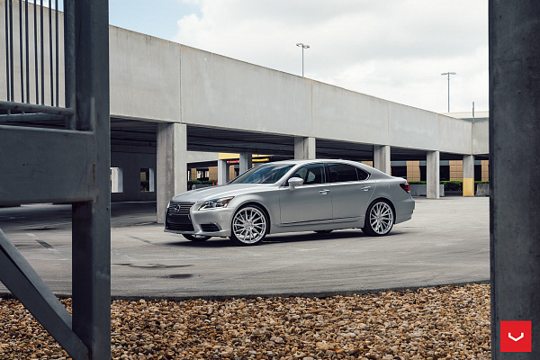 Фото дисков Vossen HF-4T Серебро на Lexus LS IV