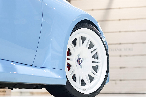 Фото дисков HRE 528 Белый глянец на BMW 2/M2 (G42/G87)
