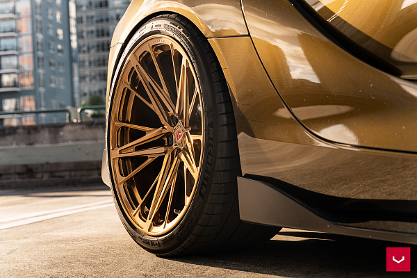 Фото дисков Vossen M-X6 Глянцевое темное золото на Toyota Supra A90