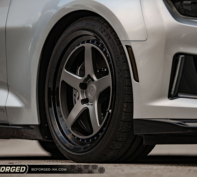 Фото дисков BC Forged LE05 // MLE05 на Chevrolet Camaro VI