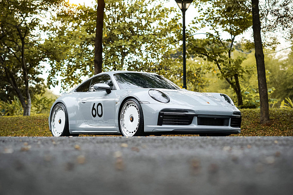 Фото дисков HRE 935 Белый глянец на Porsche 911 VIII