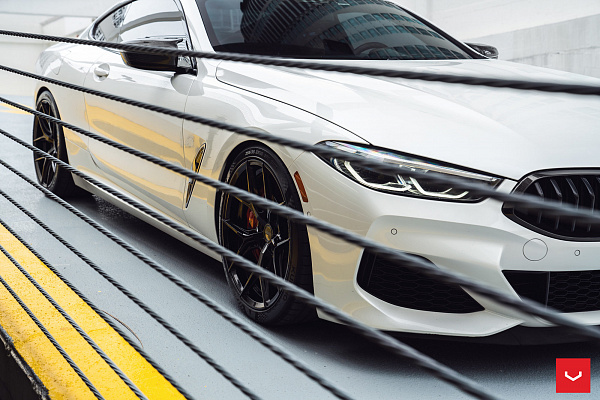 BMW M8