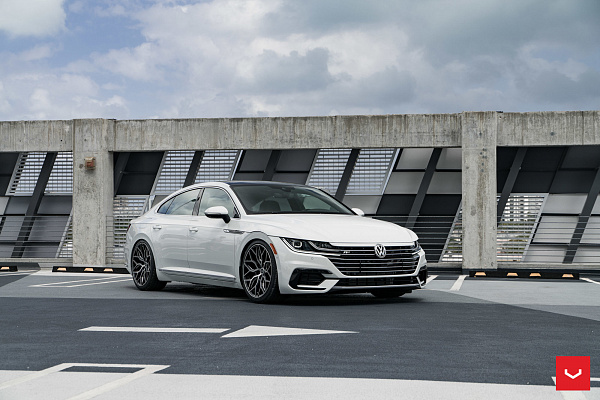 Фото дисков Vossen HF-2 Алмазная проточка на Volkswagen Arteon