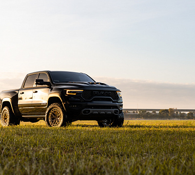 Фото дисков Vossen LC3-01T на Ram 1500 V