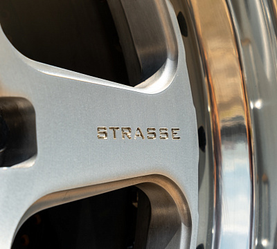 Фото дисков Strasse Wheels S5 Track на Toyota Supra A80