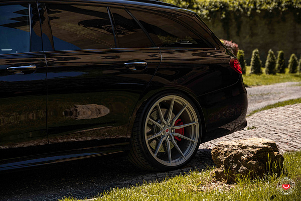 Фото дисков Vossen M-X2 Сатиновый лак на Mercedes-Benz E-Class (W213, S213, C238)