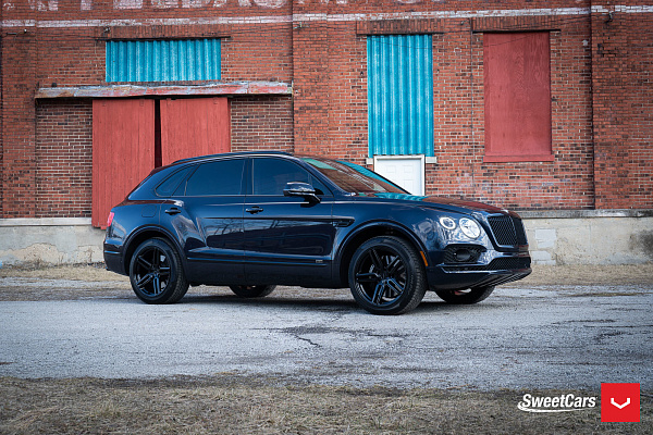 Фото дисков Vossen HF-1 Черный глянец на Bentley Bentayga