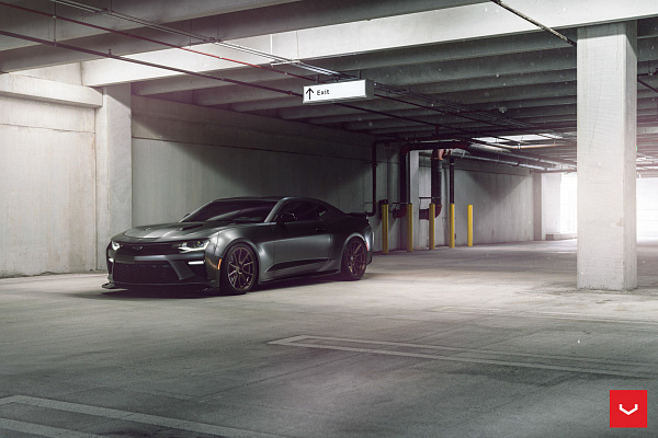 Фото дисков Vossen HF-3 Сатиновая бронза на Chevrolet Camaro VI