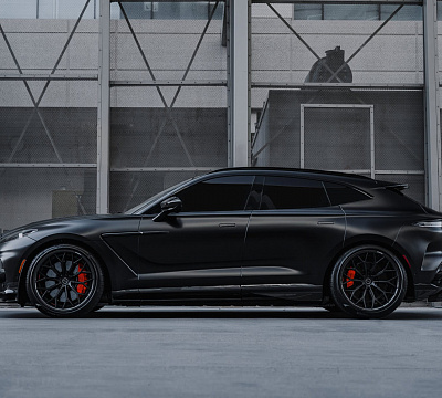 Фото дисков Brixton Forged CM6-R на Aston Martin DBX