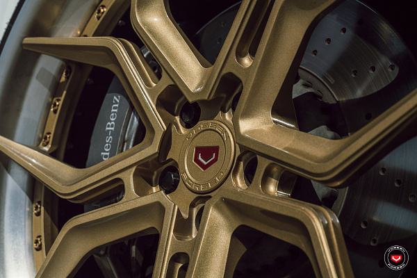 Фото дисков Vossen EVO-3 (3-Piece) Сатиновое золото на Mercedes-Benz S-Class (W222, C217)