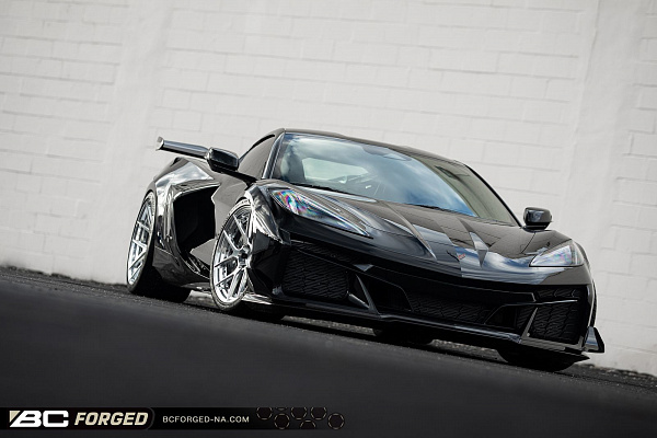 Фото дисков BC Forged HCS02 Полированный лак на Chevrolet Corvette C8