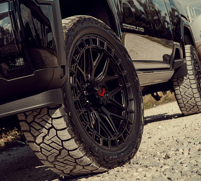 Фото дисков Vossen LCX-02 на GMC Sierra IV