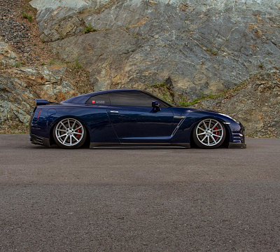 Фото дисков Vossen VFS-1 на Nissan GT-R