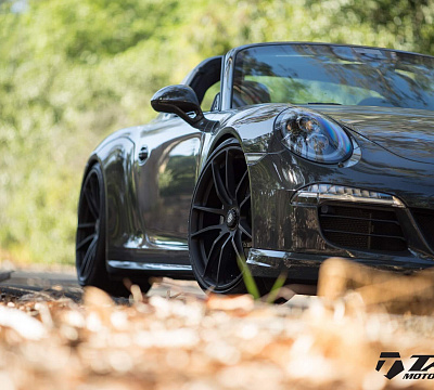 Фото дисков HRE P104 на Porsche 911 VII