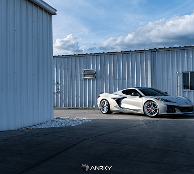 Фото дисков Anrky AN24 на Chevrolet Corvette C8