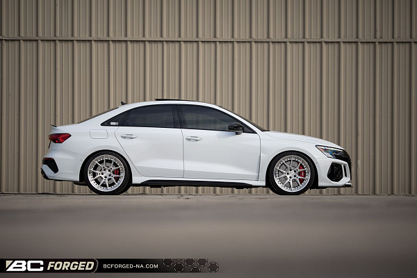 Фото дисков BC Forged HCA165 Глянцевый лак на Audi A/S/RS 3 (8Y)