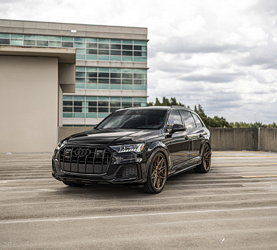 Фото дисков Vossen HF-7 на Audi Q7 (4M)