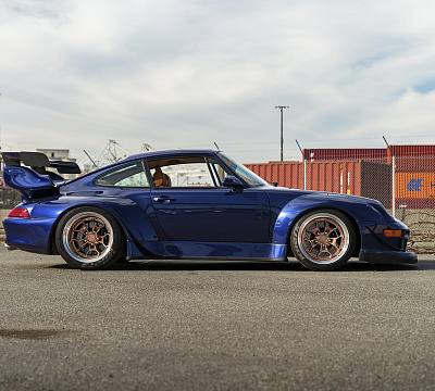 Фото дисков Rotiform HUR на Porsche 911 II