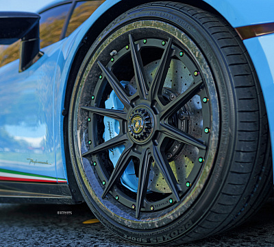 Фото дисков Savini SV10 на Lamborghini Huracan