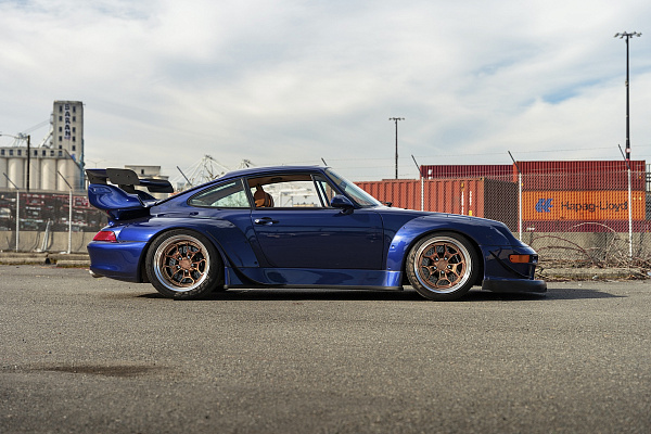 Фото дисков Rotiform HUR Глянцевая медь на Porsche 911 II