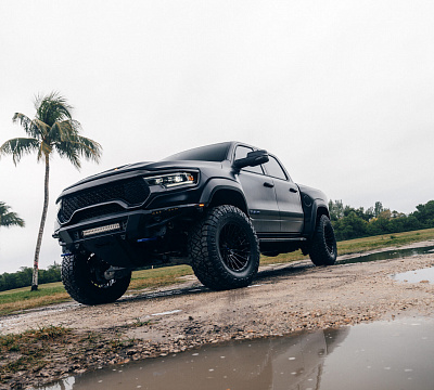 Фото дисков Vossen VFX-02T на Ram 1500 V