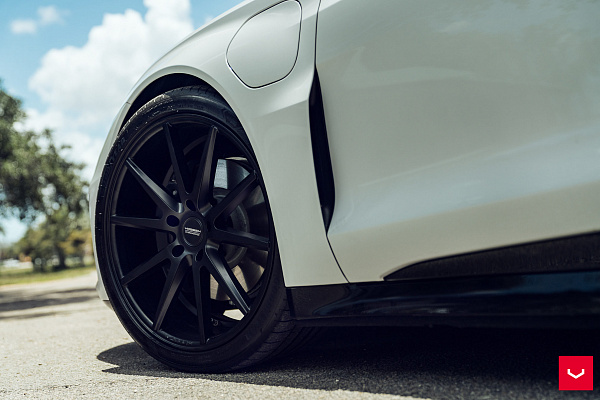 Фото дисков Vossen VFS-1 Черный сатин на Audi E-tron GT