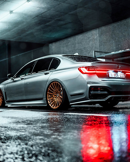 Фото дисков HS1 Сатиновая медь на BMW 7 (G11/G12)