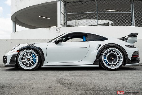 Фото дисков Anrky AN20 Aerosport Белый глянец на Porsche 911 VIII