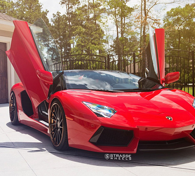 Фото дисков Strasse Wheels SV15T Deep Concave FS на Lamborghini Aventador