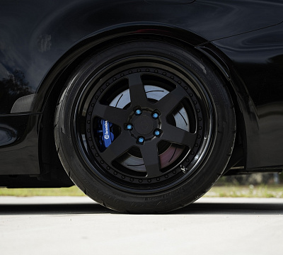 Фото дисков Strasse Wheels S6 Competition на Lexus RC