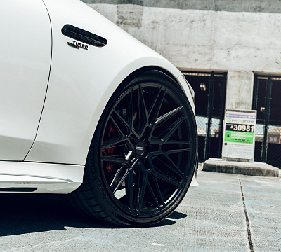 Фото дисков Vossen HF-7 на Mercedes-Benz AMG GT I