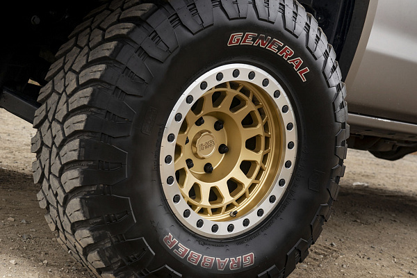 Фото дисков Black Rhino PRIMM  на GMC Sierra III