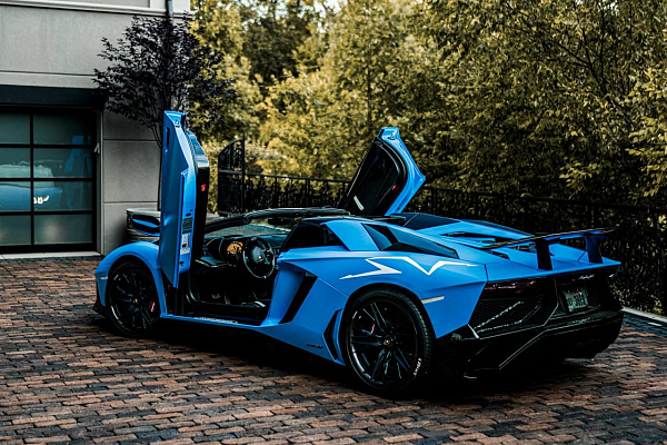 Фото дисков Brixton Forged FDE05 Черный сатин на Lamborghini Aventador
