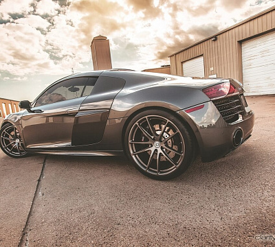 Фото дисков HRE P104 на Audi R8 (Typ 42)