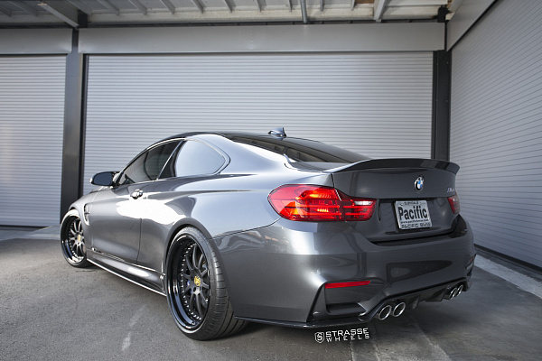 Фото дисков Strasse Wheels R10 Performance Черный сатин на BMW 4/M4 (F32/F82)