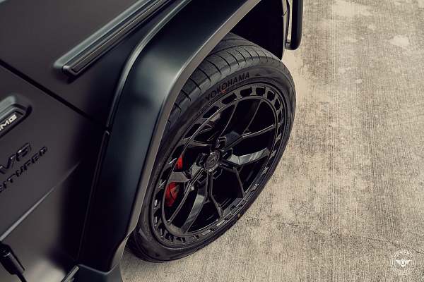 Фото дисков Vossen UV-X Черный глянец на Mercedes-Benz G-Class III