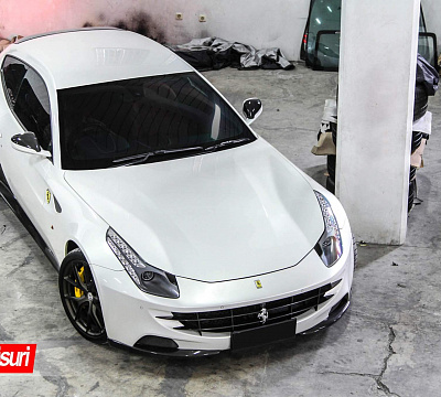 Фото дисков HRE P101 на Ferrari FF