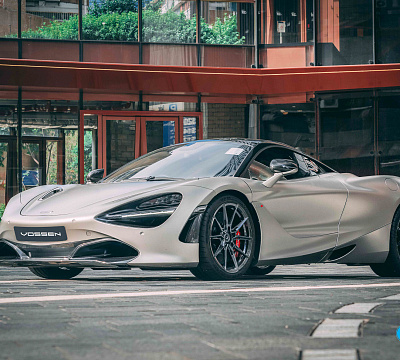 Фото дисков Vossen EVO-2R на McLaren 720S