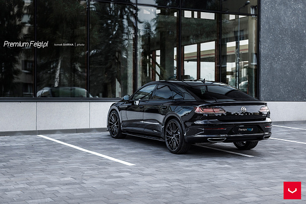 Фото дисков Vossen HF-4T Черный глянец на Volkswagen Arteon