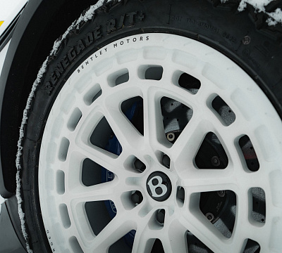 Фото дисков Brixton Forged BX03-M на Bentley Bentayga